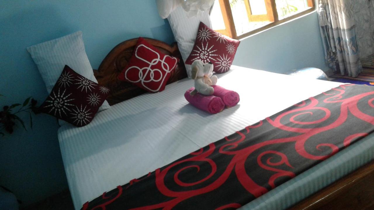 Flower Inn Sigiriya Bagian luar foto